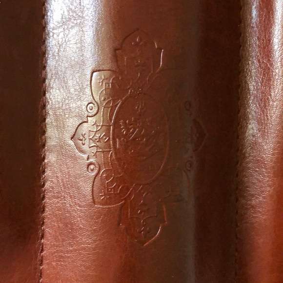 Twilight 3 fold pouch - Picture 5 of 8